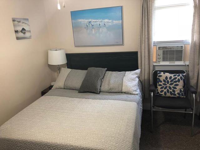 Tay Motel Waubaushene Bagian luar foto